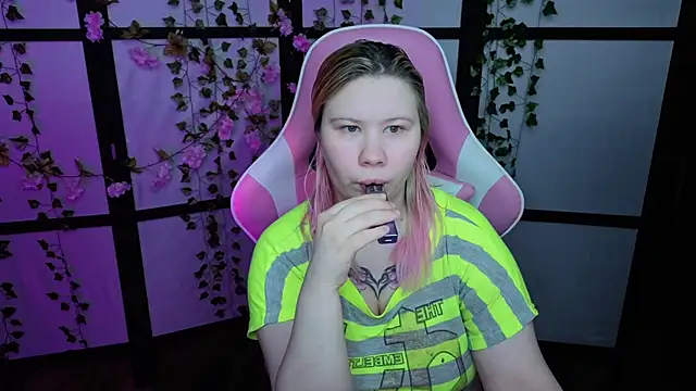 kitsune little online show from May 16, 11:26 pm