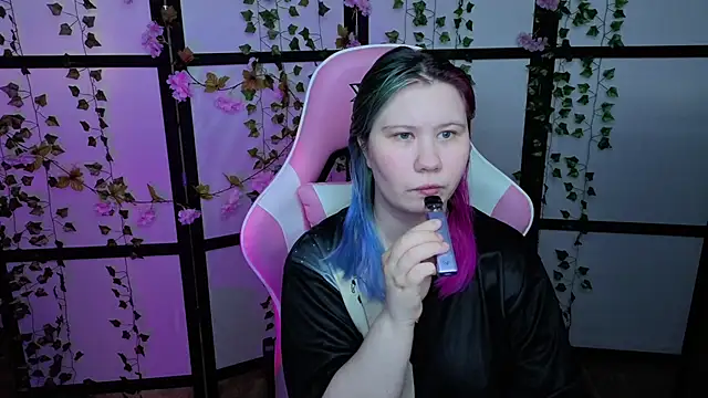 kitsune little online show from May 23, 8:01 am