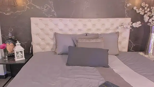 Samantha Dupre online show from March 26, 12:13 am