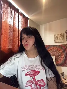 Abril Thompson221 online show from June 15, 7:58 pm