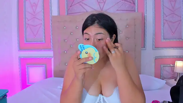 sluttybby  online show from May 10, 3:19 am