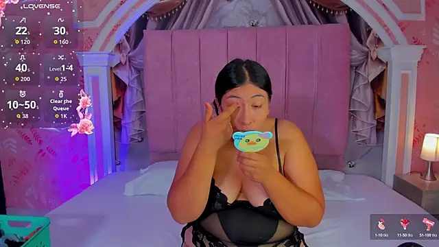 sluttybby  online show from May 1, 2:59 am
