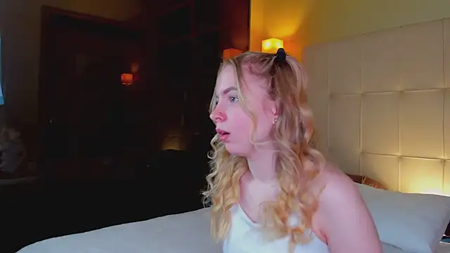 Linda  Bloom online show from April 13, 1:18 am