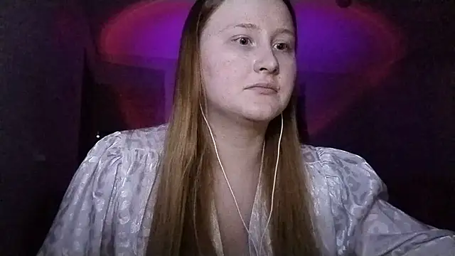 AnikaLipps online show from March 3, 5:19 pm