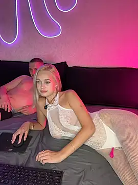 Kristina Maks online show from July 23, 5:54 pm