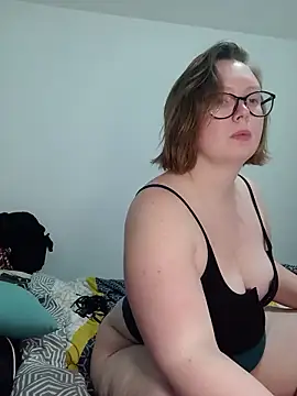 LittleMistys online show from March 2, 9:53 pm