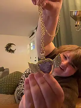 plushietoy online show from March 15, 2:46 am