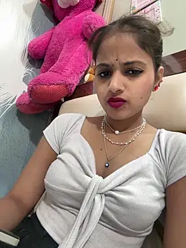 samayra1144 online show from April 3, 7:50 am