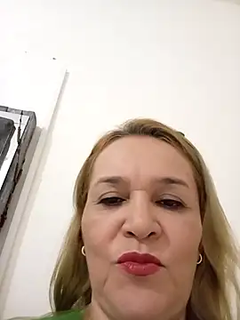 charlotte milf30 online show from March 17, 11:53 pm