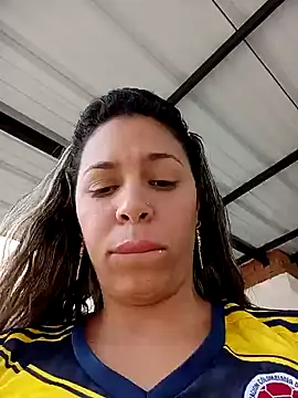 kiki milu online show from June 17, 7:26 pm