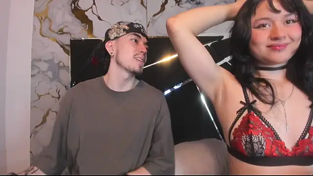 Couple In Heat online show from March 25, 7:50 pm