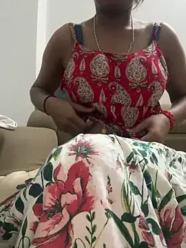 liliy 00 online show from May 24, 9:25 pm