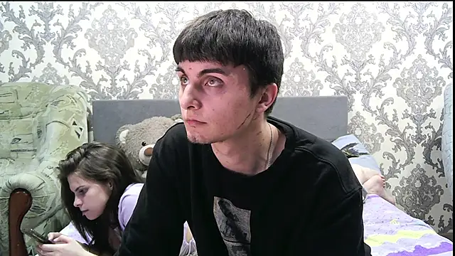 AmandaCouple online show from March 2, 7:59 am