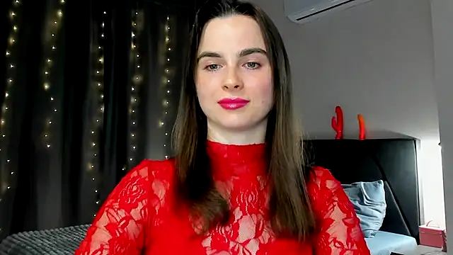 megann fox2 online show from March 30, 7:35 pm