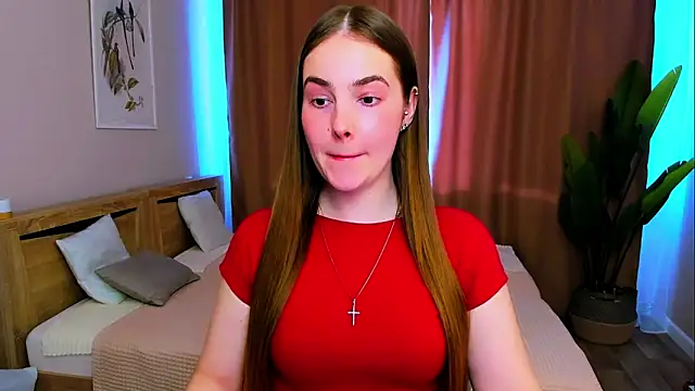 Maddy Wood  online show from April 17, 2:30 pm