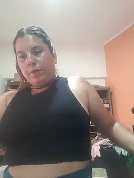 Lucia queen online show from March 20, 6:13 pm