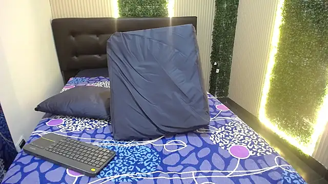 violet angel13 online show from May 11, 2:56 pm