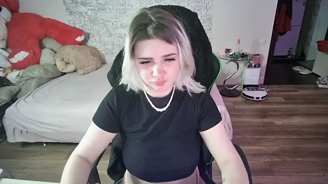 SlankyMic online show from March 18, 1:21 am