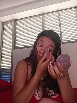 Violeta Collins online show from April 9, 11:59 am