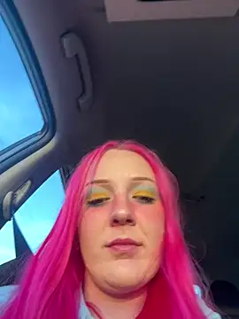 pinkhairfun16 online show from April 1, 12:00 am