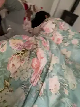 PerfectCoupleXxx online show from February 20, 9:33 am