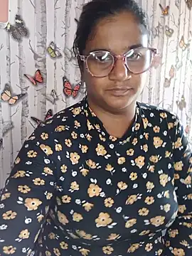 indianstrawberrylips4u online show from May 27, 11:51 am