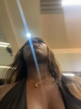 ZarahFerreira online show from July 3, 11:55 pm