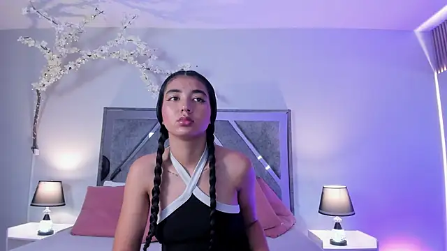 cloe taylor  25 online show from February 20, 1:12 pm