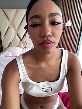 kali rousse online show from April 2, 1:41 pm