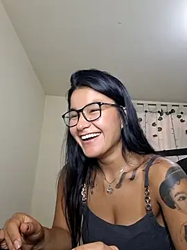 Miiia a online show from March 5, 8:59 pm