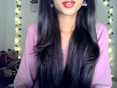 SIKSHA SINGH online show from June 9, 8:41 pm