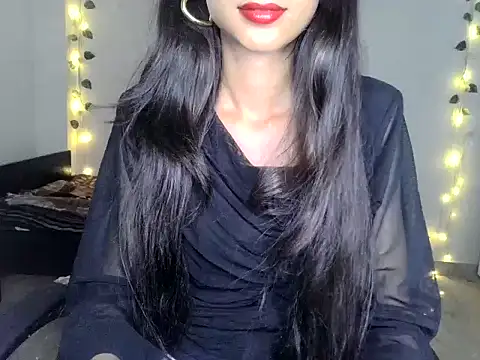 SIKSHA SINGH online show from June 6, 2:45 pm