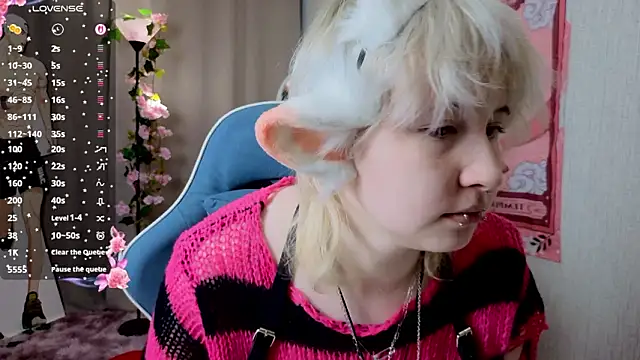 May leaf online show from February 27, 1:38 am