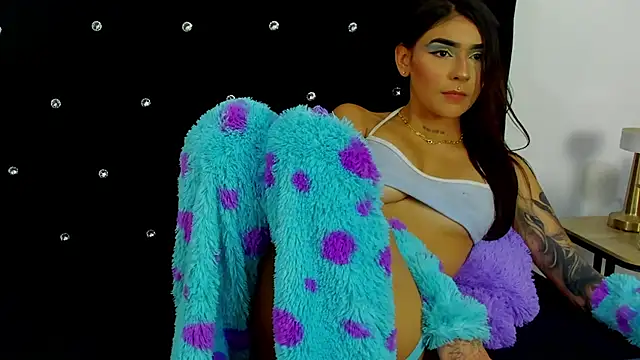 Velvet Rebel15 online show from February 21, 2:40 pm