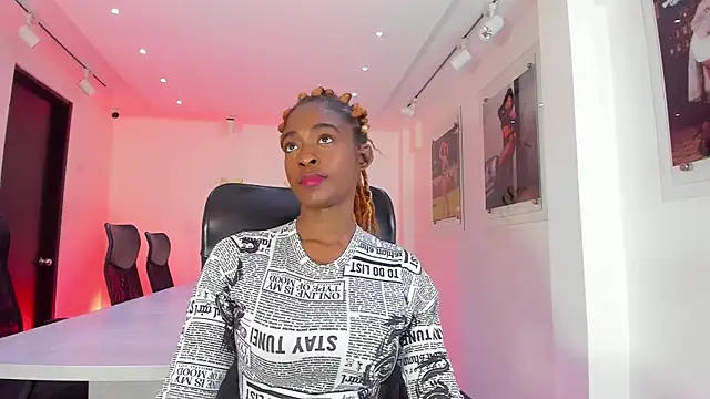 DulceOrtiz online show from February 26, 2:27 pm