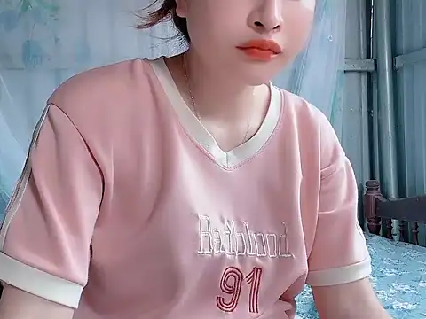 Chery18 sweet online show from March 31, 3:06 am