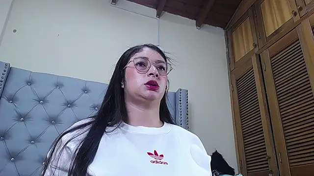 skarlett  36 online show from July 7, 12:08 pm