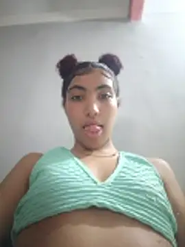 MeMore 44 online show from March 25, 3:34 am