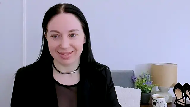 MiaFair online show from April 9, 3:17 pm