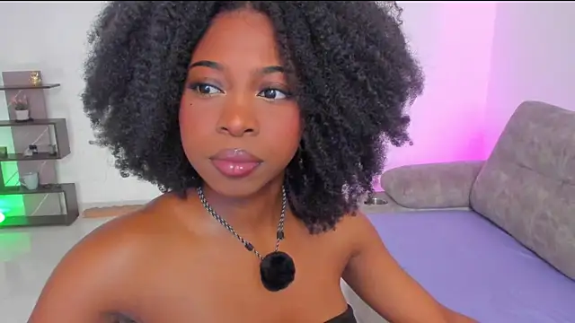 amatiisturr online show from March 6, 9:54 pm