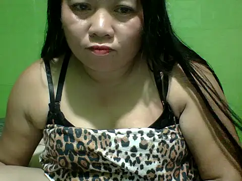 sweetanne19 online show from May 28, 1:42 pm