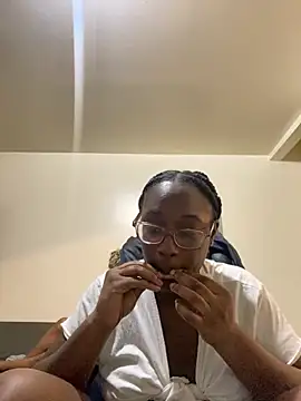 Sinfulwaterfalls online show from March 5, 8:21 am