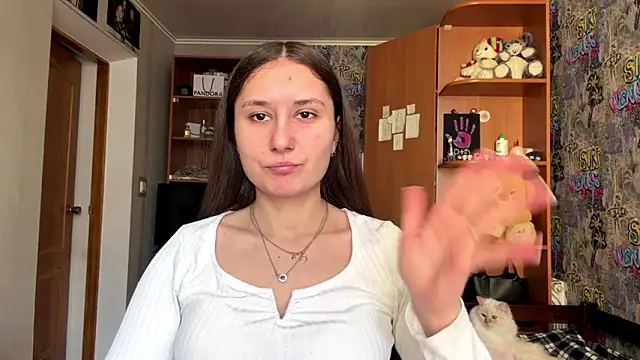 poly princess online show from March 24, 12:10 pm