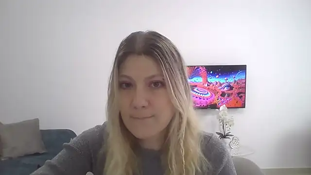 Foxy Bright online show from March 3, 12:44 pm