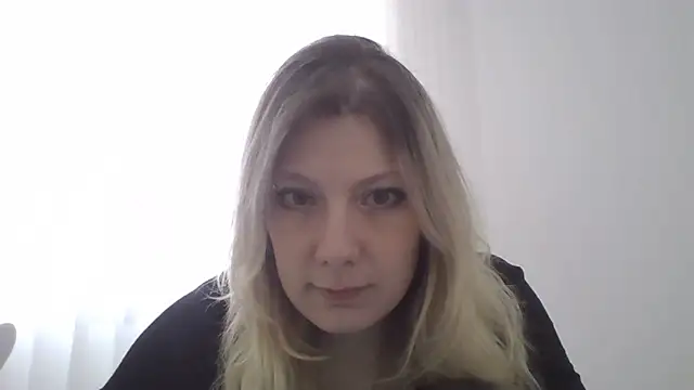 Foxy Bright online show from February 26, 1:32 pm