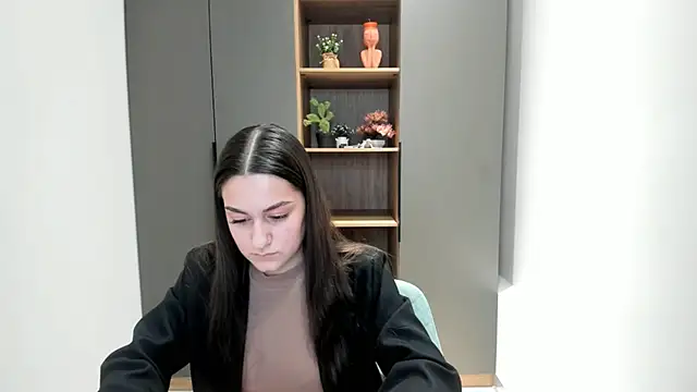 CordeliaFurci online show from February 22, 6:58 am