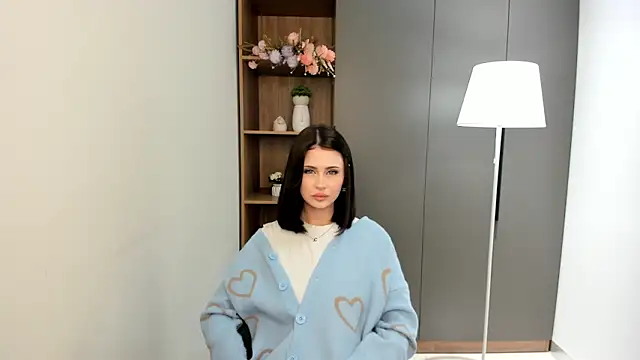 KerrieWeigel online show from February 21, 9:21 am