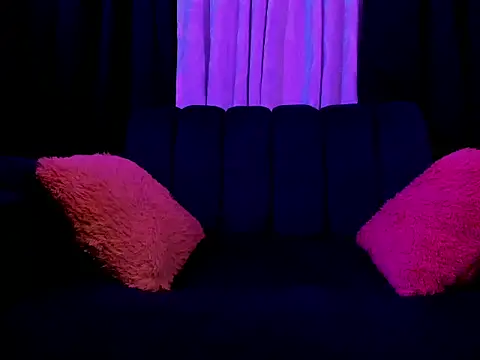 ginebrapurple online show from April 15, 7:58 pm