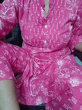 Queenlipx online show from March 15, 3:47 pm