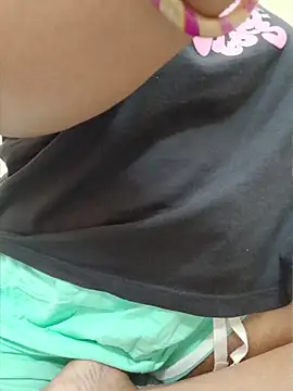 Queenlipx online show from June 5, 6:52 am